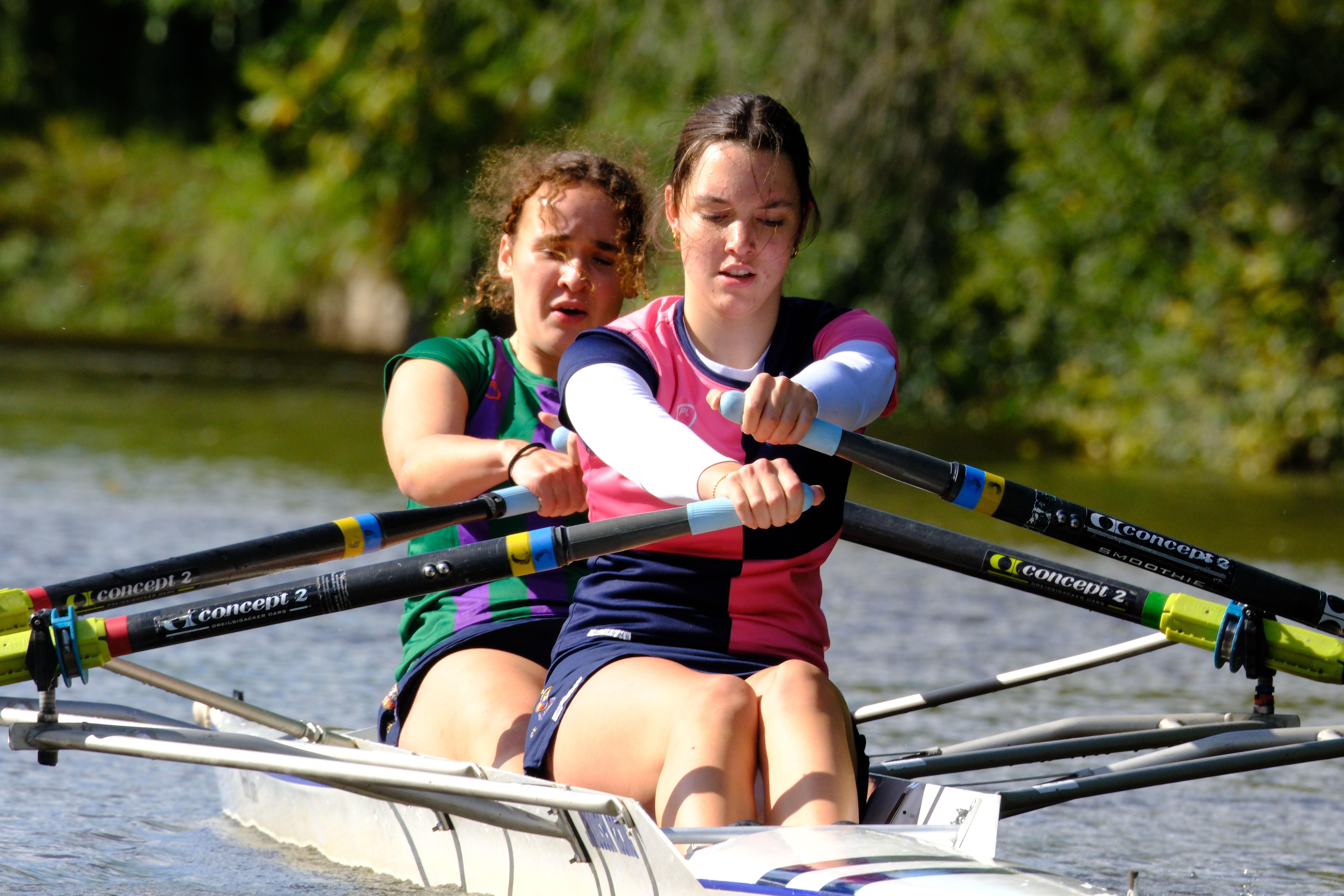 Historic sculling races see 62 crews take to the water 