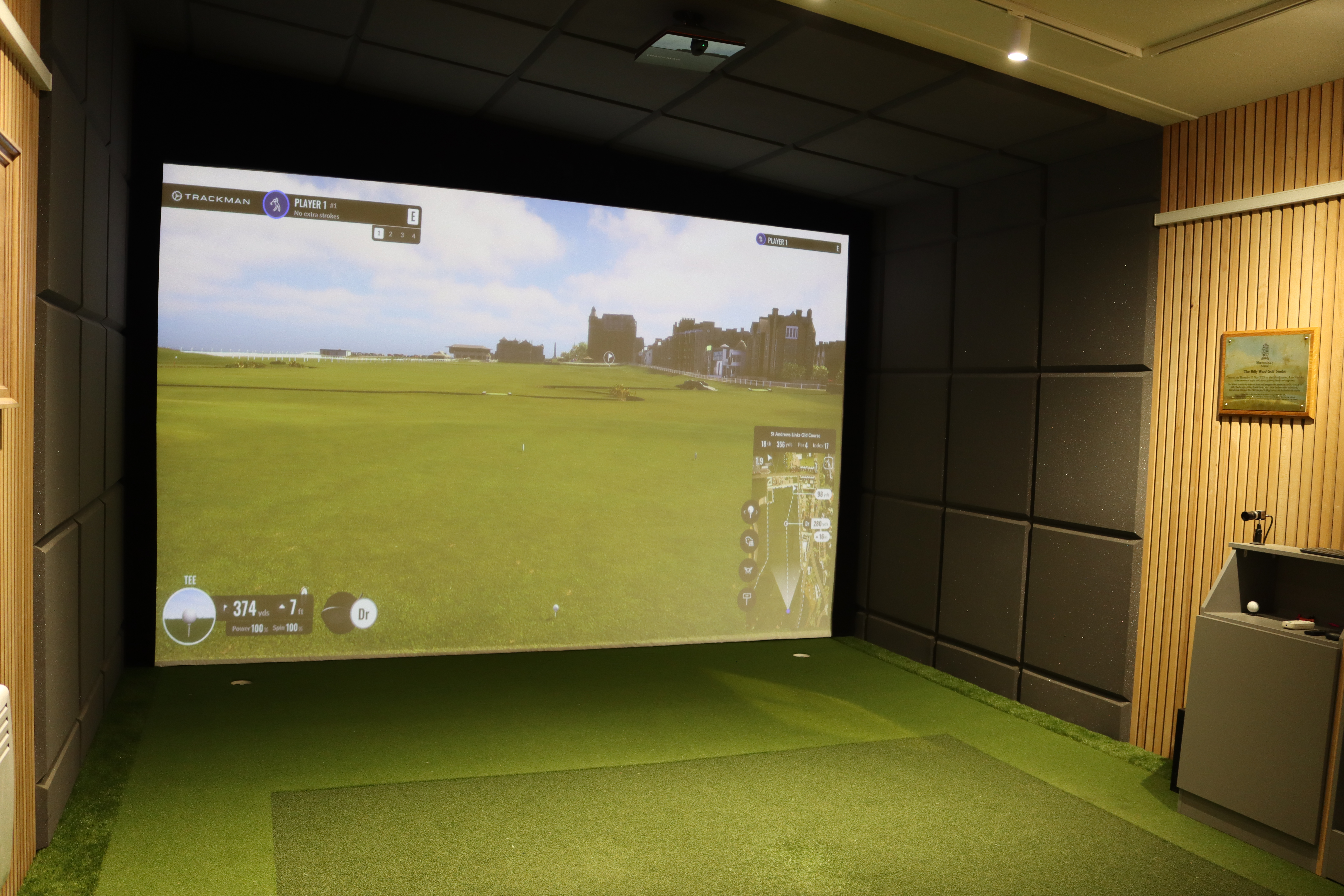 Private Golf Coaching Now Available in the School’s Golf Studio