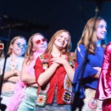 House Singing - a look back at an incredible night of singing and dancing! House Singing - a look back at an incredible night of singing and dancing!